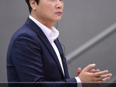 정관장 레드스파크스 신임 감독은 권순찬 감독